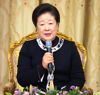 神韓国のための天地人真の父母様主管<br />
天一国指導者特別集会