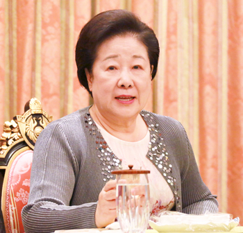 天地人真の父母様招請<br />
孝情・人格教育教材編纂委員会 特別晩餐会