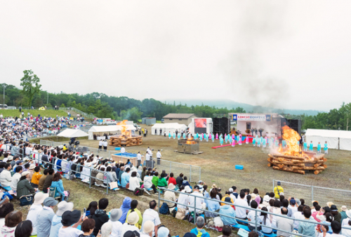 2017天運相続<br />
孝情還元祈願聖火式