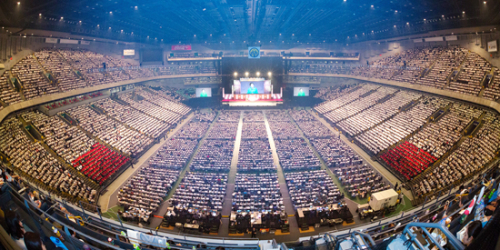 日本宣教60周年記念 2018神日本家庭連合<br />
希望前進決意2万名大会
