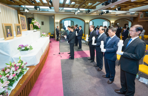 天心苑特別祈祷室の恩恵が<br />
神日本に伝授される