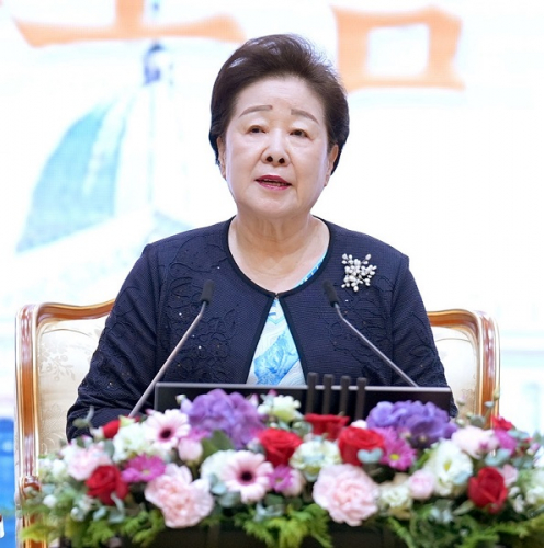 神韓国の指導者800人がビジョン2027の勝利を誓う